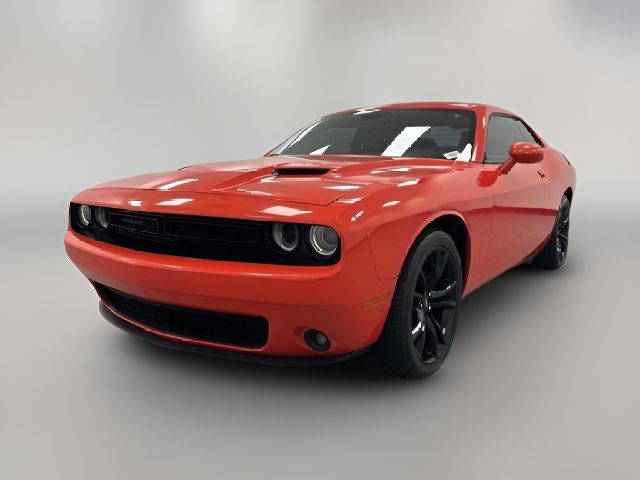 2018 Dodge Challenger SXT Plus