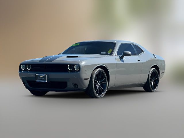 2018 Dodge Challenger SXT Plus