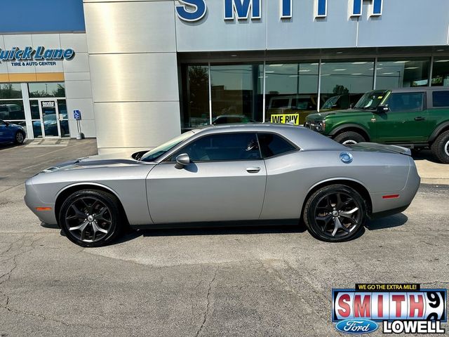 2018 Dodge Challenger SXT Plus