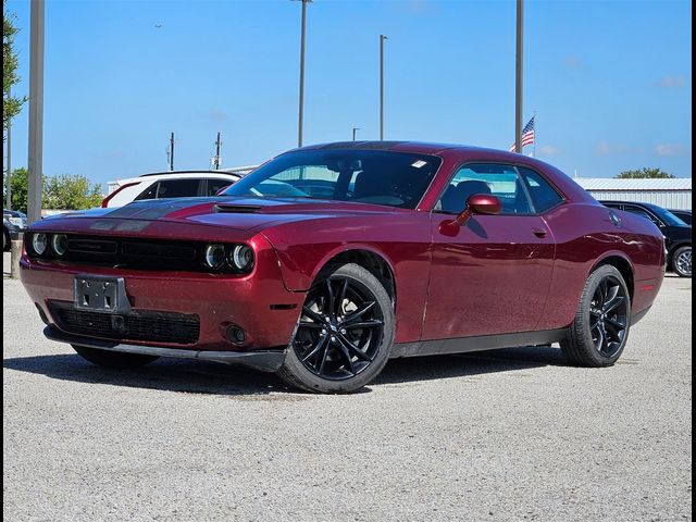 2018 Dodge Challenger SXT Plus