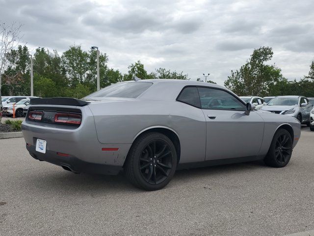 2018 Dodge Challenger SXT