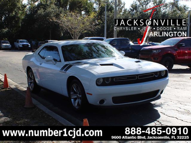 2018 Dodge Challenger SXT