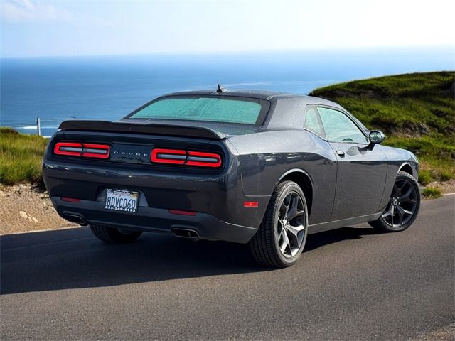 2018 Dodge Challenger SXT Plus