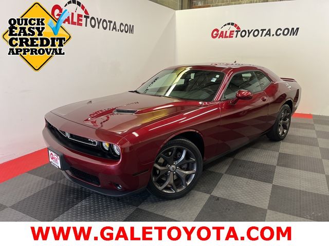 2018 Dodge Challenger SXT Plus