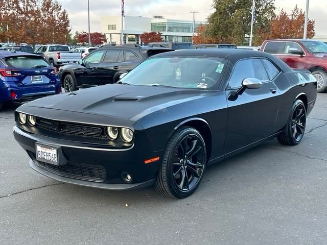 2018 Dodge Challenger SXT Plus