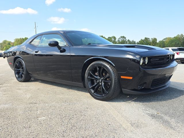 2018 Dodge Challenger SXT Plus