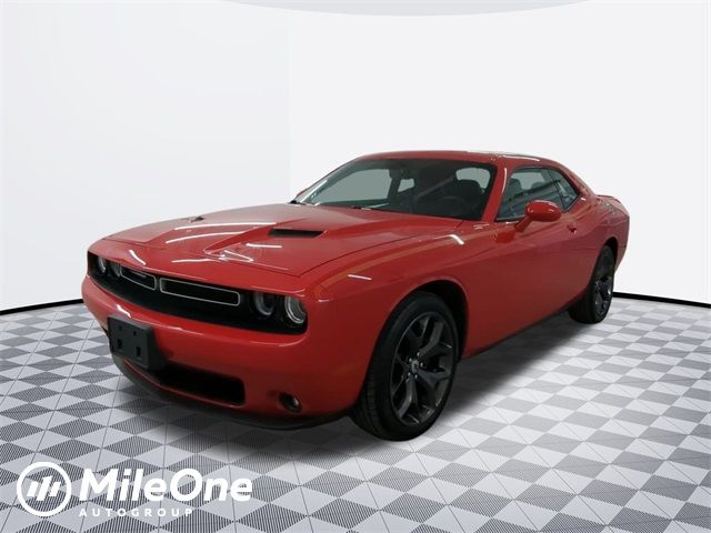 2018 Dodge Challenger SXT Plus