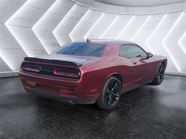 2018 Dodge Challenger SXT Plus