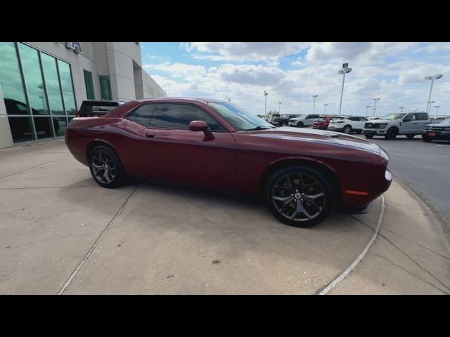 2018 Dodge Challenger SXT Plus