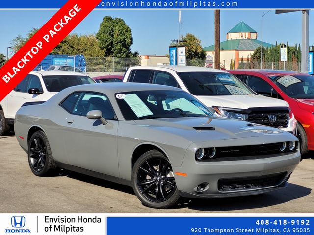 2018 Dodge Challenger SXT