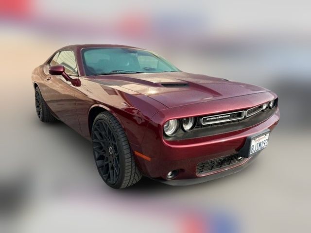 2018 Dodge Challenger SXT Plus