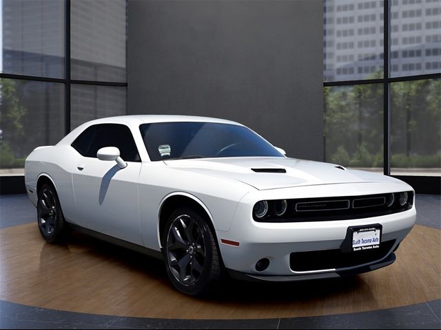 2018 Dodge Challenger SXT Plus