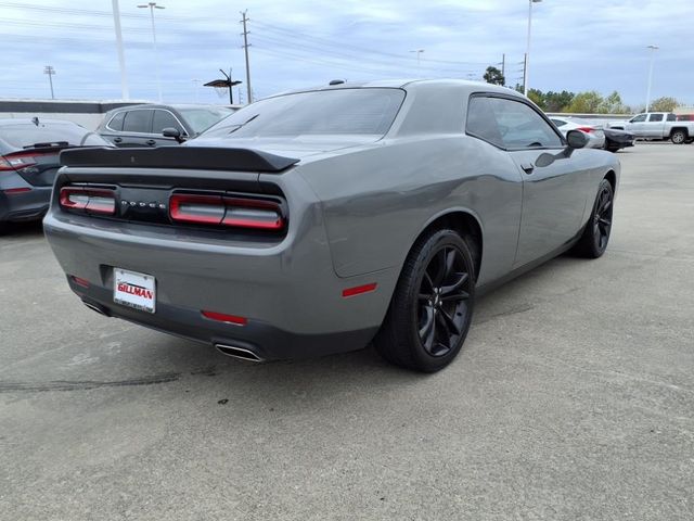 2018 Dodge Challenger SXT