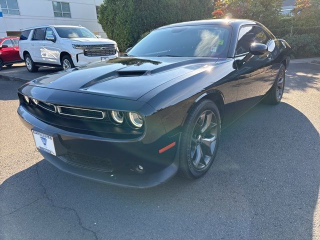 2018 Dodge Challenger SXT Plus