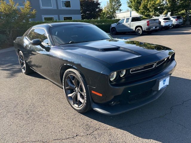 2018 Dodge Challenger SXT Plus