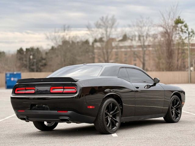 2018 Dodge Challenger SXT