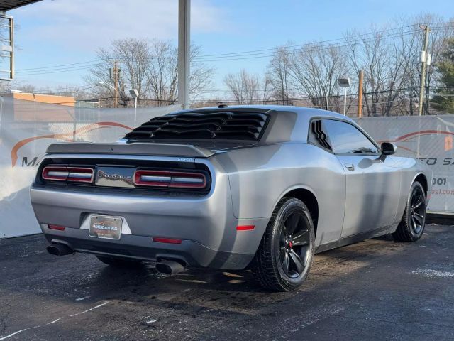 2018 Dodge Challenger SXT