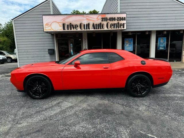 2018 Dodge Challenger SXT