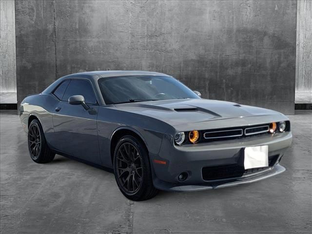 2018 Dodge Challenger SXT Plus