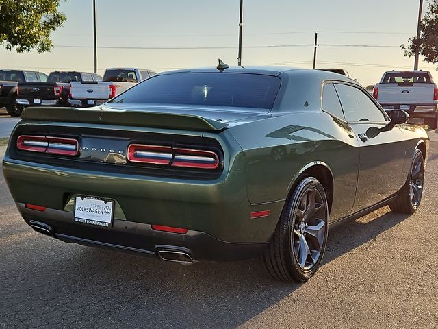 2018 Dodge Challenger SXT Plus