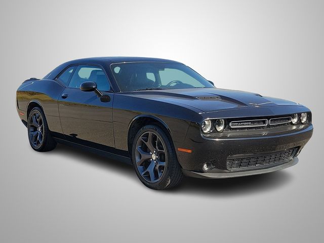 2018 Dodge Challenger SXT Plus