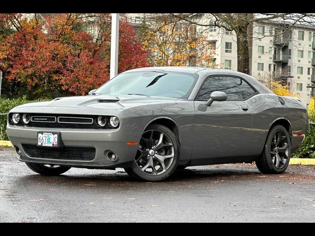 2018 Dodge Challenger SXT Plus