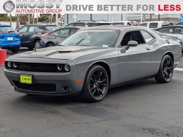 2018 Dodge Challenger SXT Plus