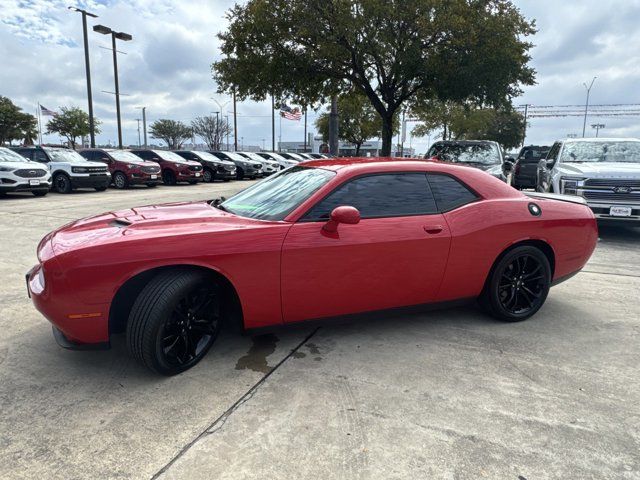 2018 Dodge Challenger SXT Plus