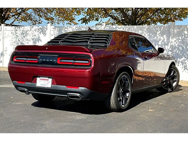 2018 Dodge Challenger SXT Plus