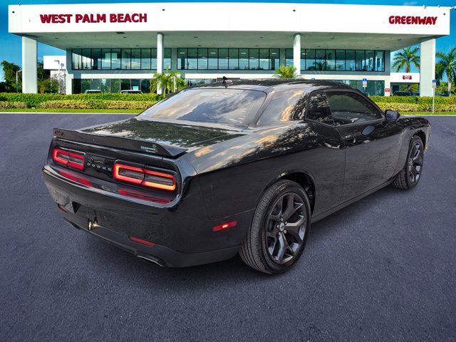 2018 Dodge Challenger SXT Plus