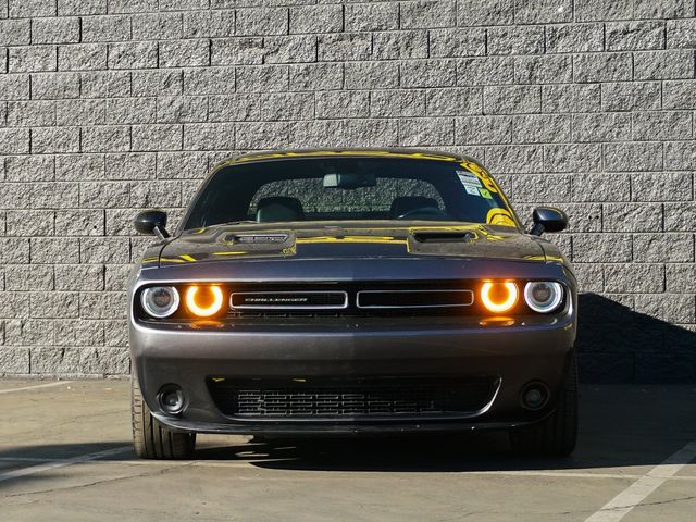 2018 Dodge Challenger SXT Plus