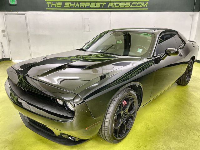 2018 Dodge Challenger SXT Plus