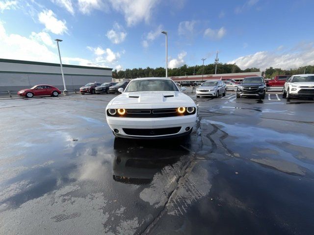 2018 Dodge Challenger SXT Plus