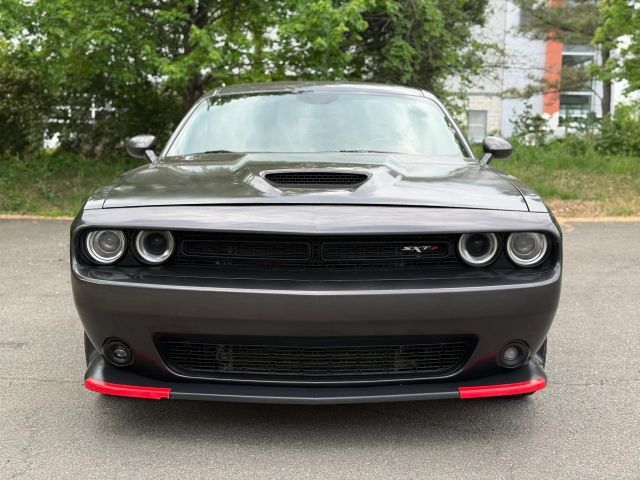 2018 Dodge Challenger SXT Plus