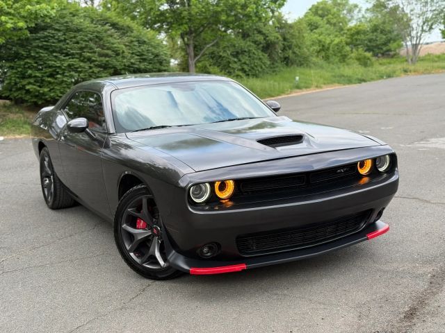 2018 Dodge Challenger SXT Plus