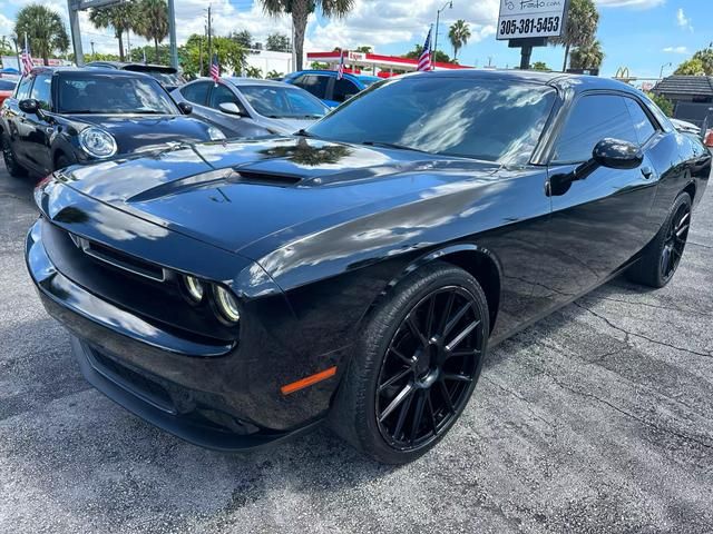 2018 Dodge Challenger SXT Plus