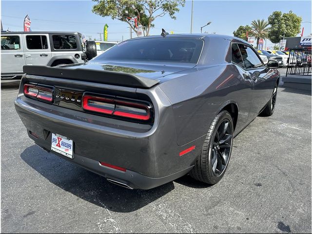 2018 Dodge Challenger SXT Plus