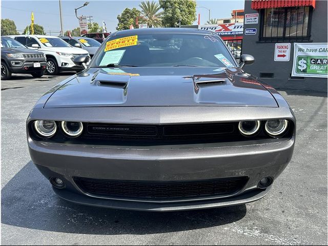 2018 Dodge Challenger SXT Plus