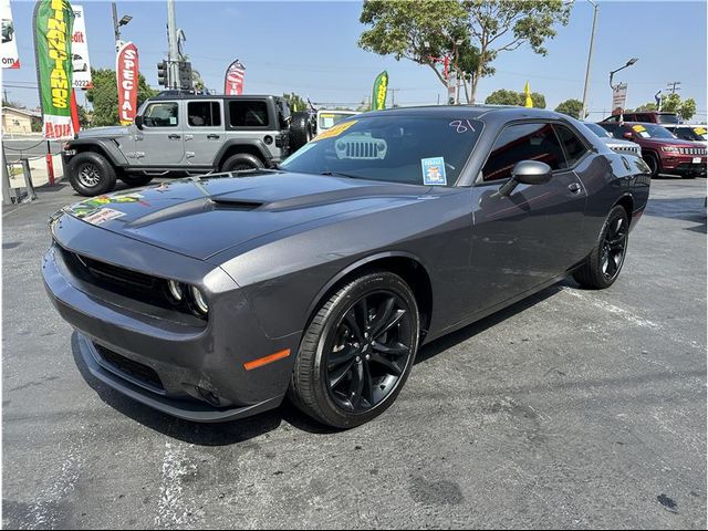 2018 Dodge Challenger SXT Plus