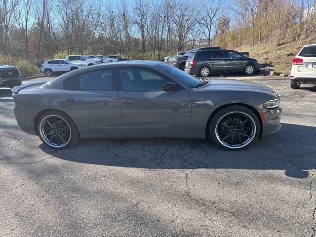 2018 Dodge Charger SXT