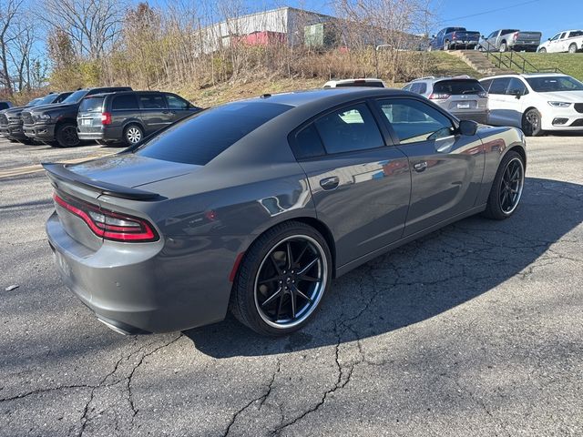 2018 Dodge Charger SXT