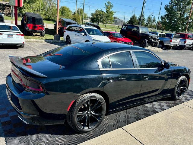 2018 Dodge Charger SXT