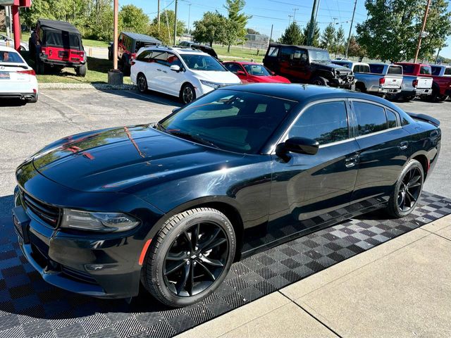 2018 Dodge Charger SXT