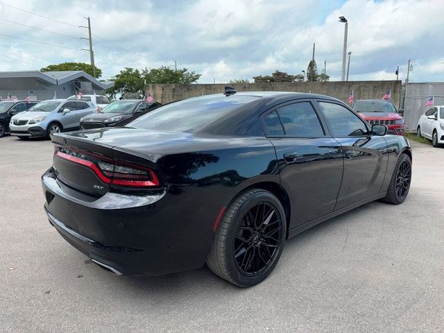 2018 Dodge Charger SXT Plus