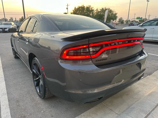 2018 Dodge Charger SXT
