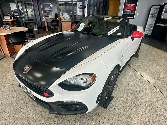 2018 FIAT 124 Spider Abarth