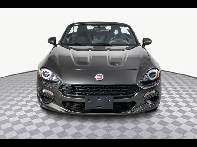 2018 FIAT 124 Spider Classica