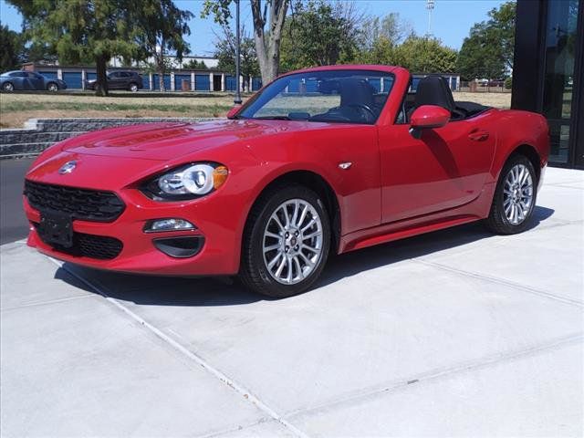 2018 FIAT 124 Spider Classica