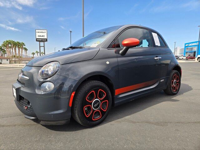 2018 FIAT 500e Base