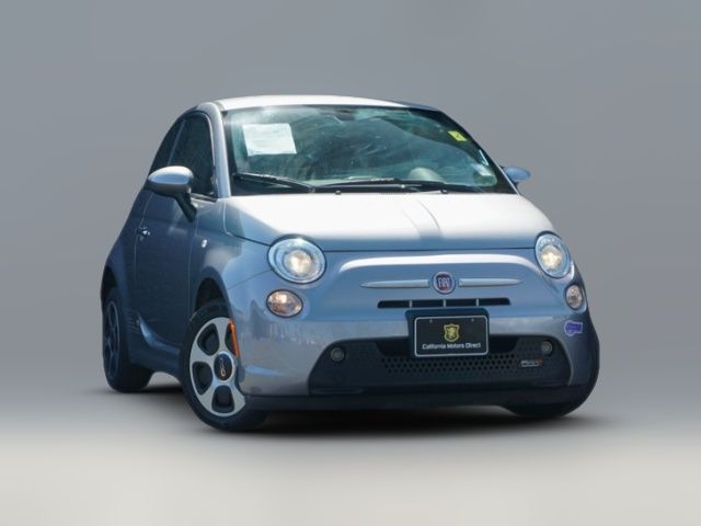 2018 FIAT 500e Base